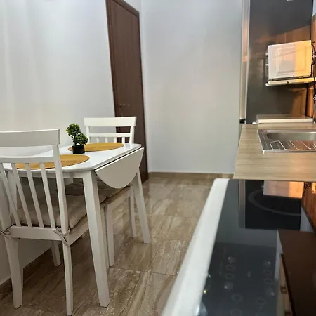 Mamaia Nord - Aproape De Mare * Navodari