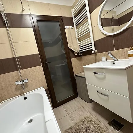 Mamaia Nord - Aproape De Mare * Navodari